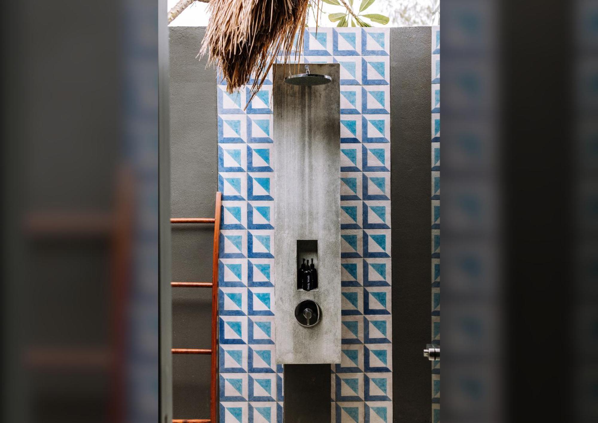 ホテル Meno House - Adults Only ギリ島 部屋 写真